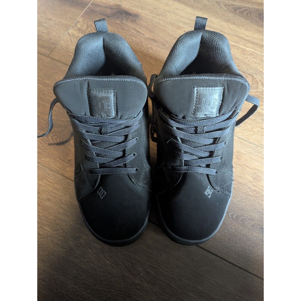 DC Court Skateboard Shoes Suede Size 8 Black Sneaker With Elastic Laces ( Hole)